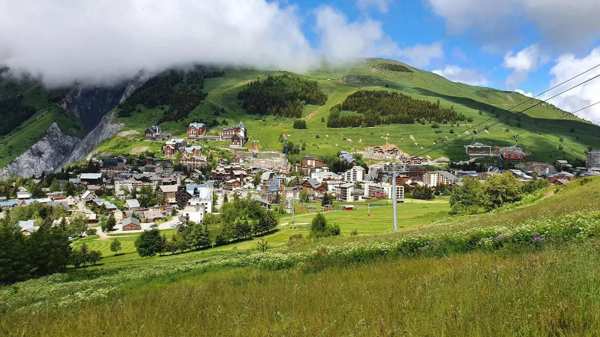 Apartment Soleil By Interhome Les Deux Alpes